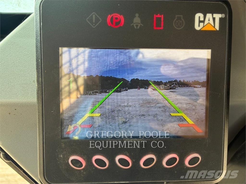 CAT 259D3 Lánctalpas homlokrakodók