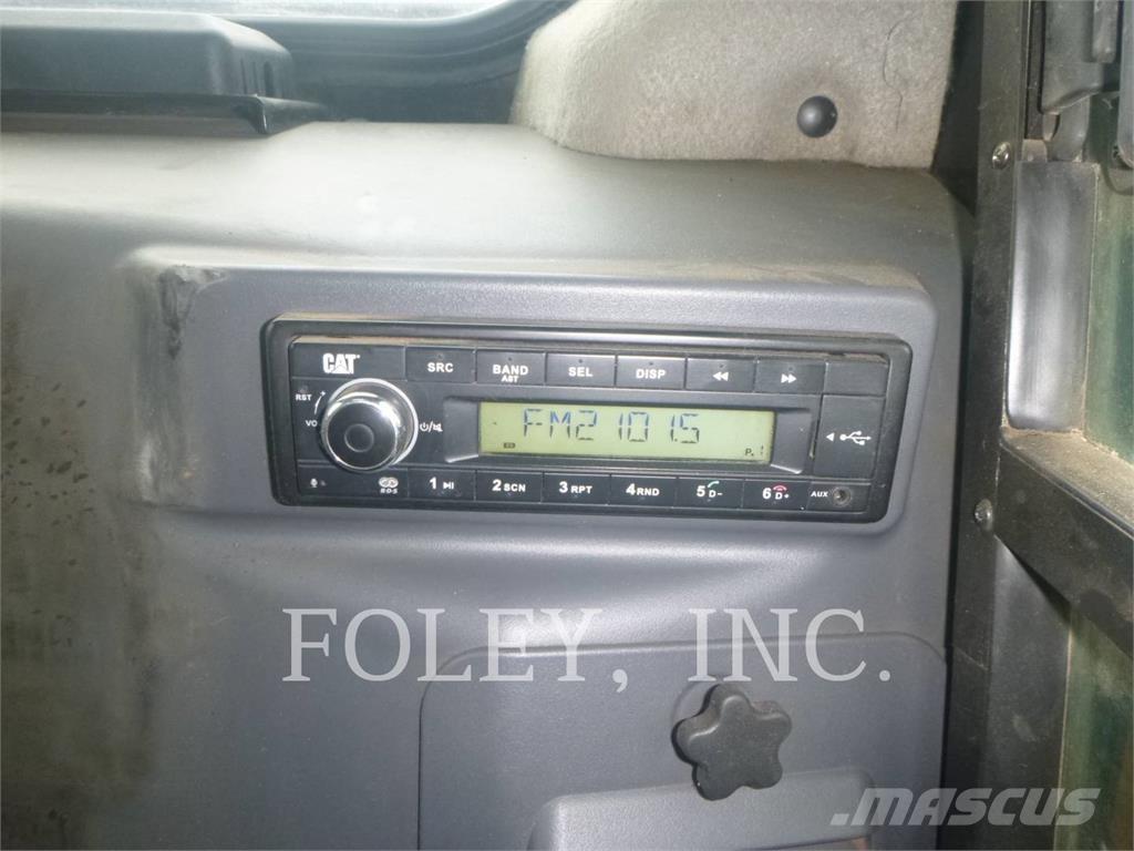 CAT 259D3 Lánctalpas homlokrakodók