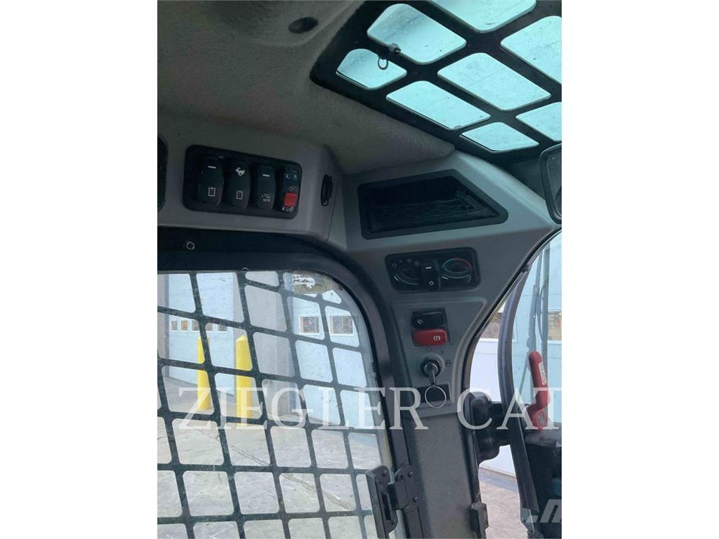 CAT 259D3 Lánctalpas homlokrakodók