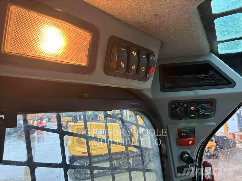 CAT 259D3 Lánctalpas homlokrakodók