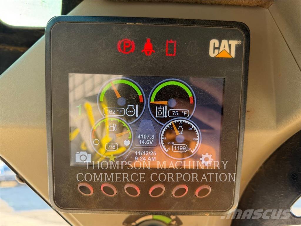 CAT 259D3 Lánctalpas homlokrakodók