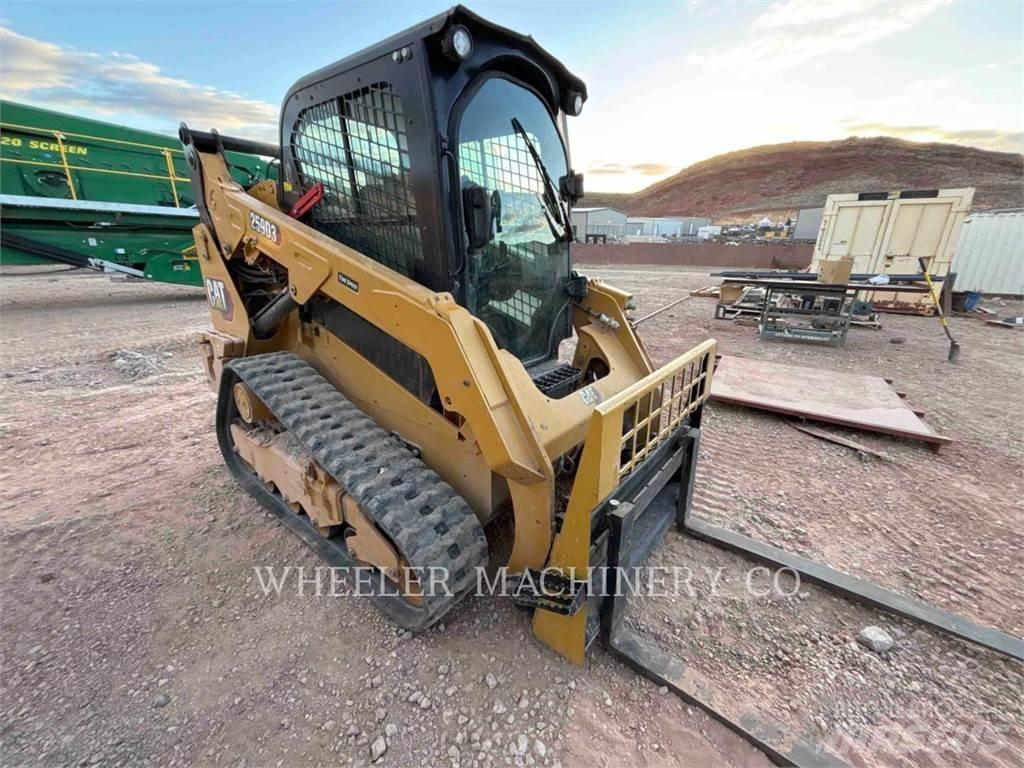 CAT 259D3 C3H2 Lánctalpas homlokrakodók