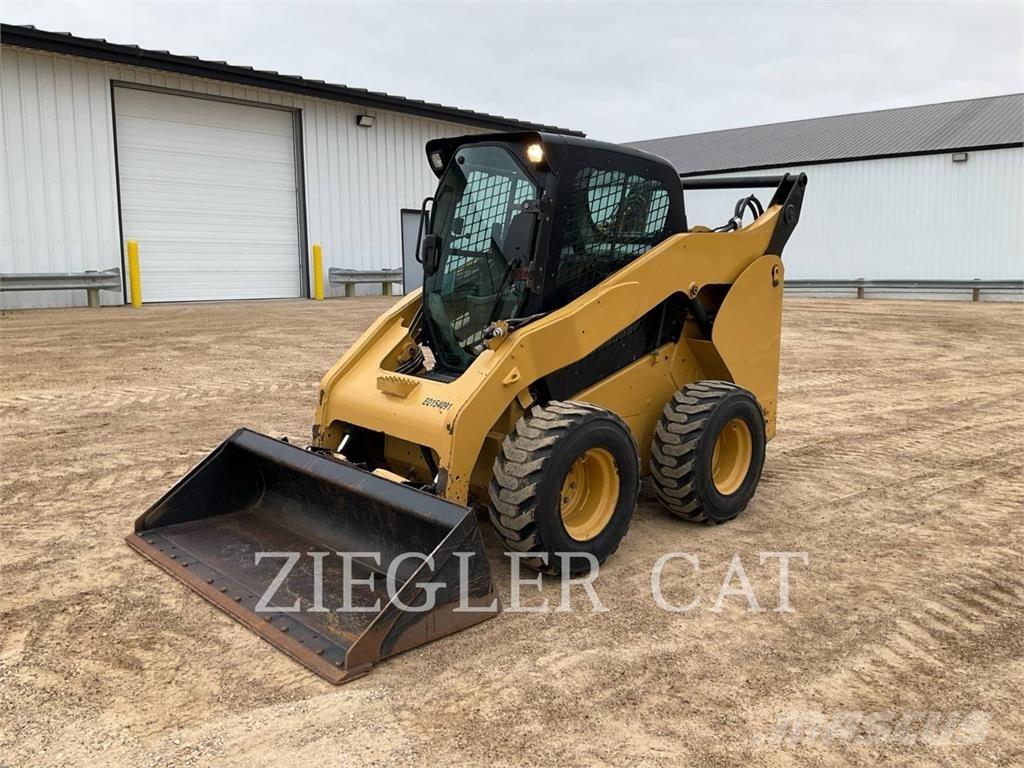 CAT 262C Kompaktrakodók