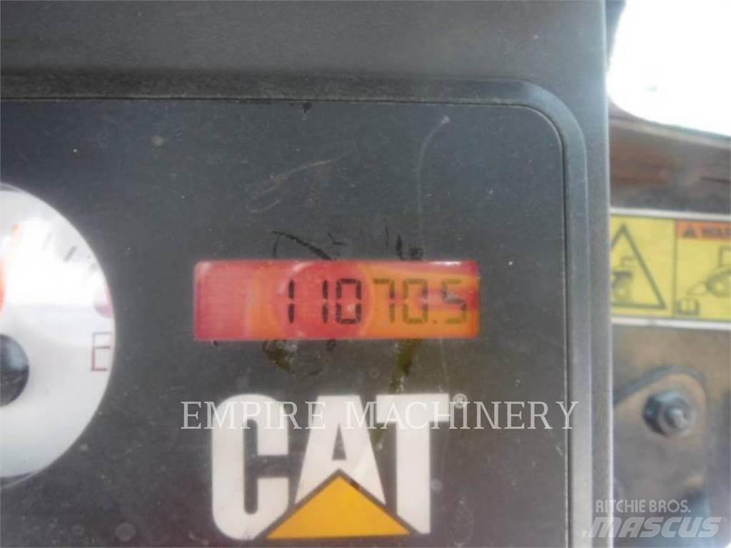 CAT 262C XPS Kompaktrakodók