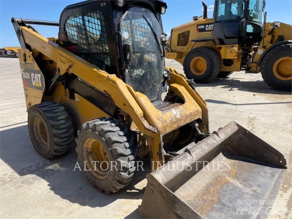 CAT 262D Kompaktrakodók