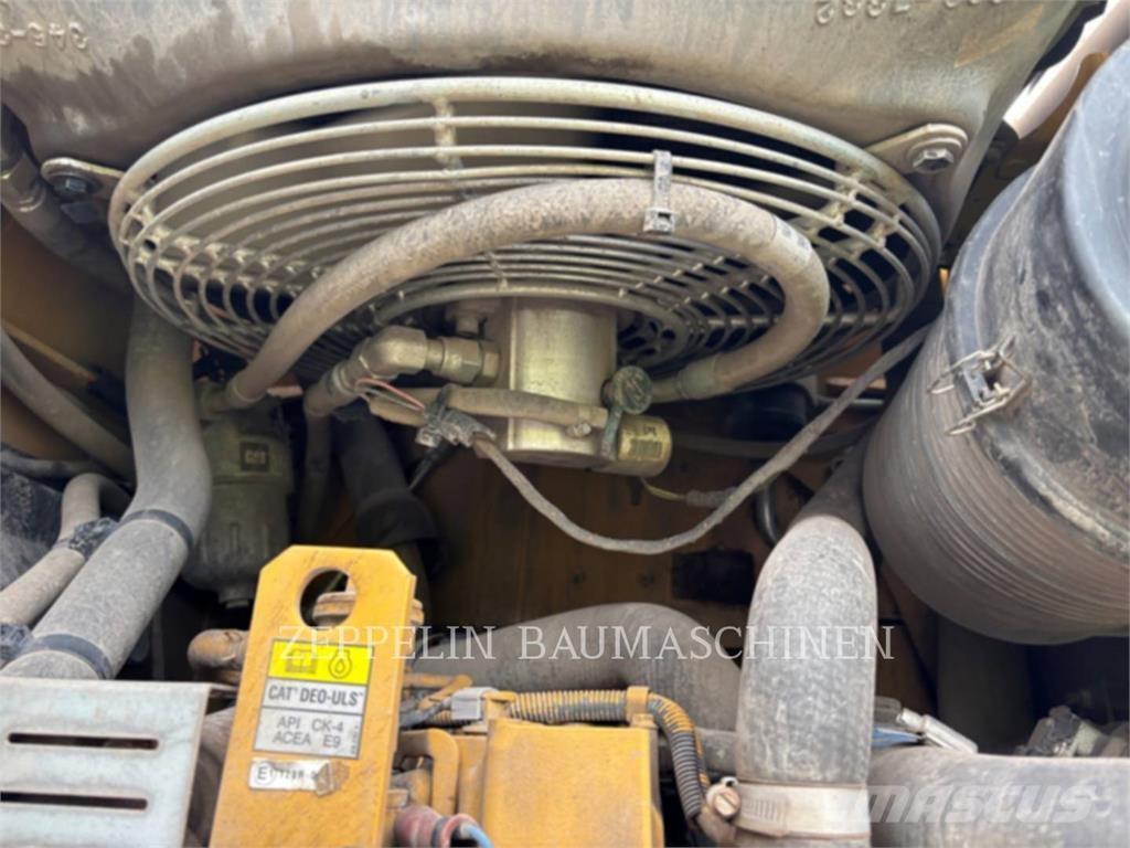 CAT 262D Kompaktrakodók