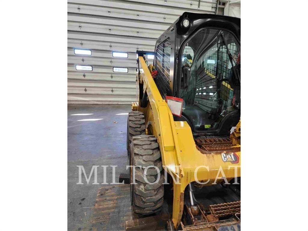 CAT 262D 3 Kompaktrakodók