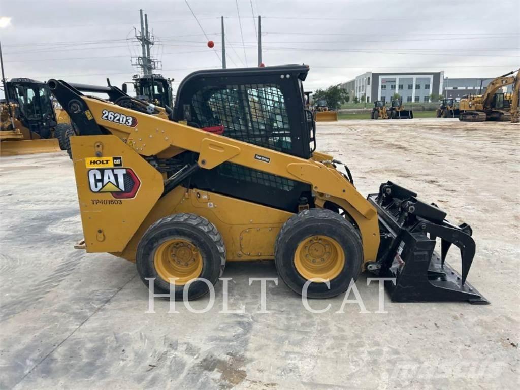 CAT 262D CAB Gumikerekes homlokrakodók