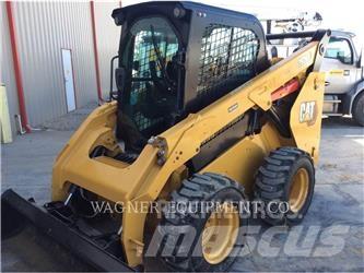CAT 262D3 Kompaktrakodók
