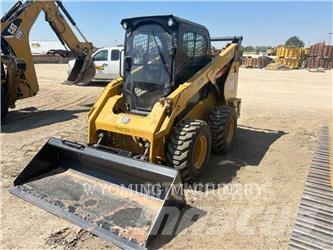 CAT 262D3 Kompaktrakodók