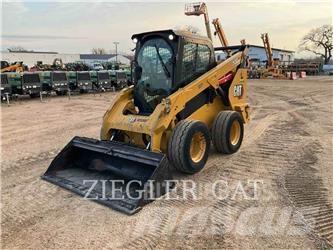 CAT 262D3 Kompaktrakodók