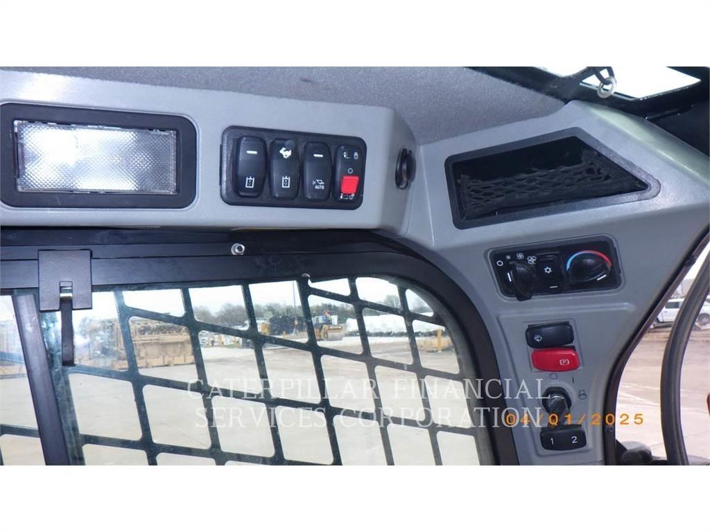 CAT 262D3 Kompaktrakodók