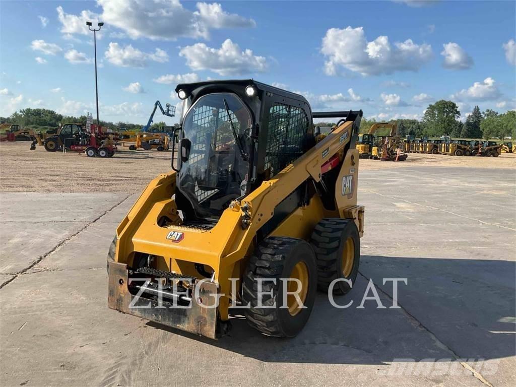 CAT 262D3 Kompaktrakodók