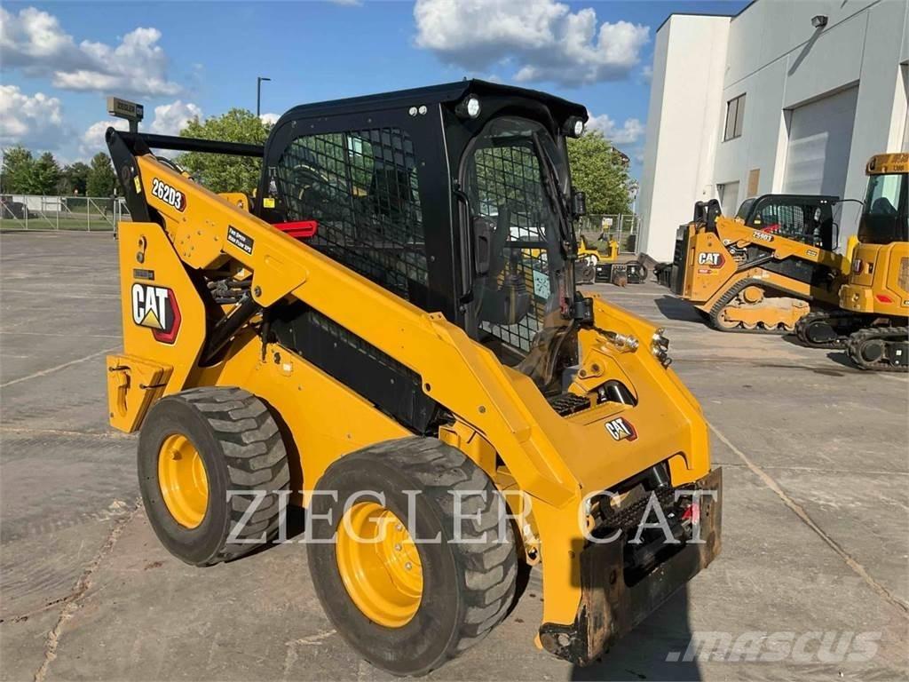 CAT 262D3 Kompaktrakodók