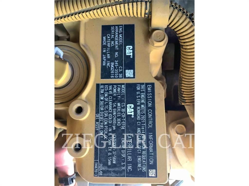 CAT 262D3 Kompaktrakodók