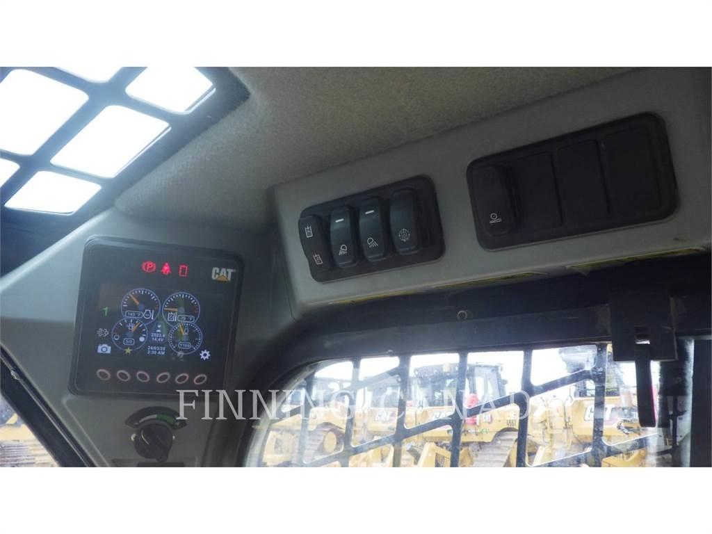 CAT 262D3 Lánctalpas homlokrakodók
