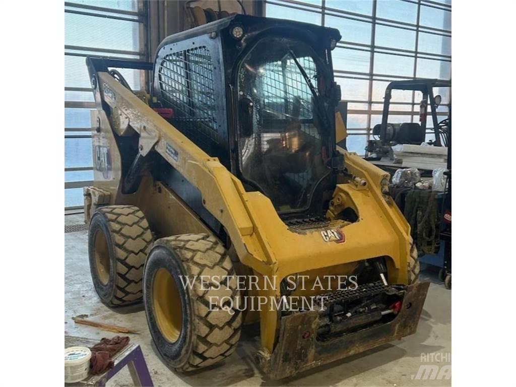 CAT 262D3 Kompaktrakodók
