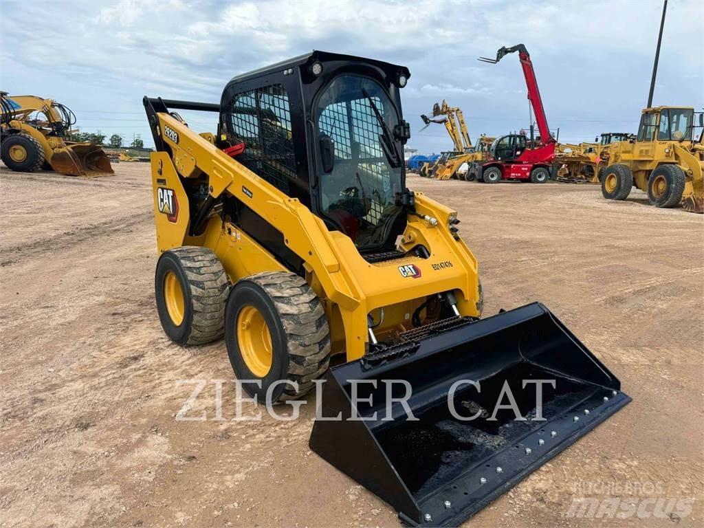 CAT 262D3 Kompaktrakodók
