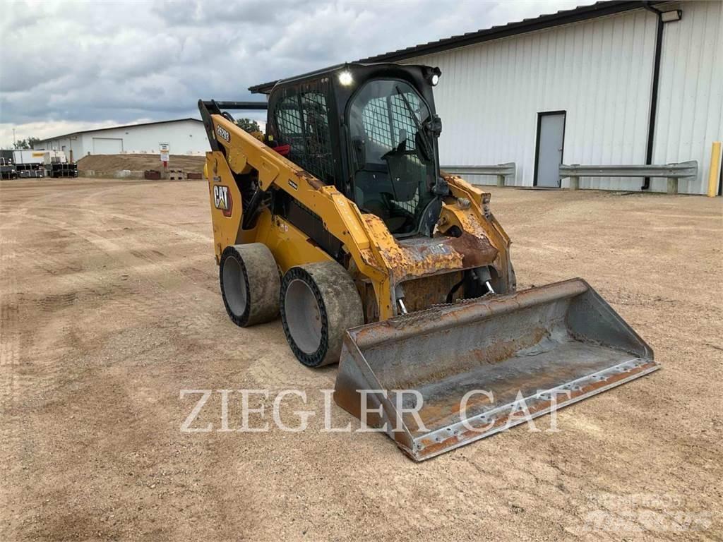CAT 262D3 Kompaktrakodók
