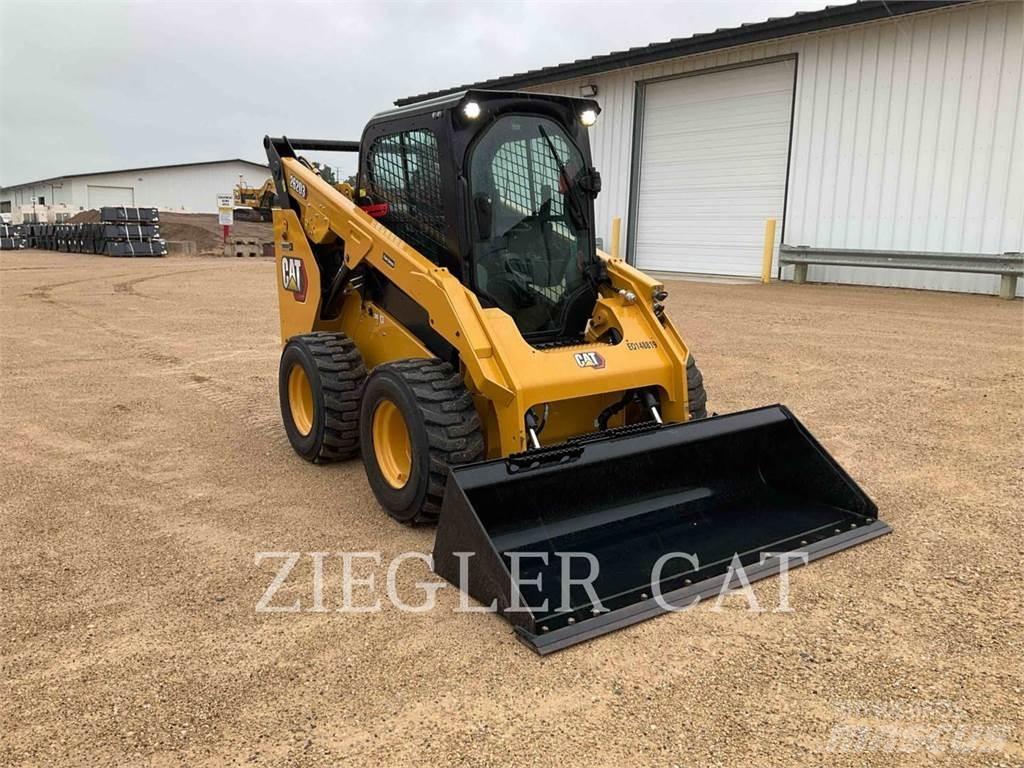 CAT 262D3 Kompaktrakodók
