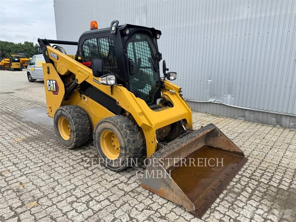 CAT 262D3 Kompaktrakodók