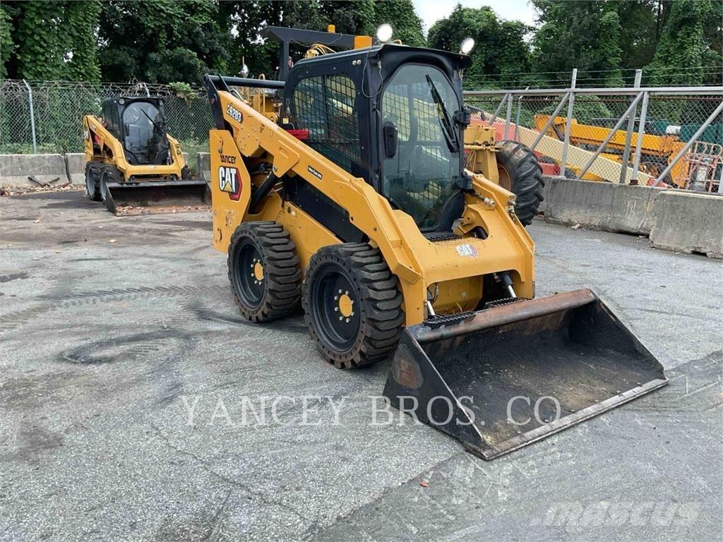 CAT 262D3 Kompaktrakodók