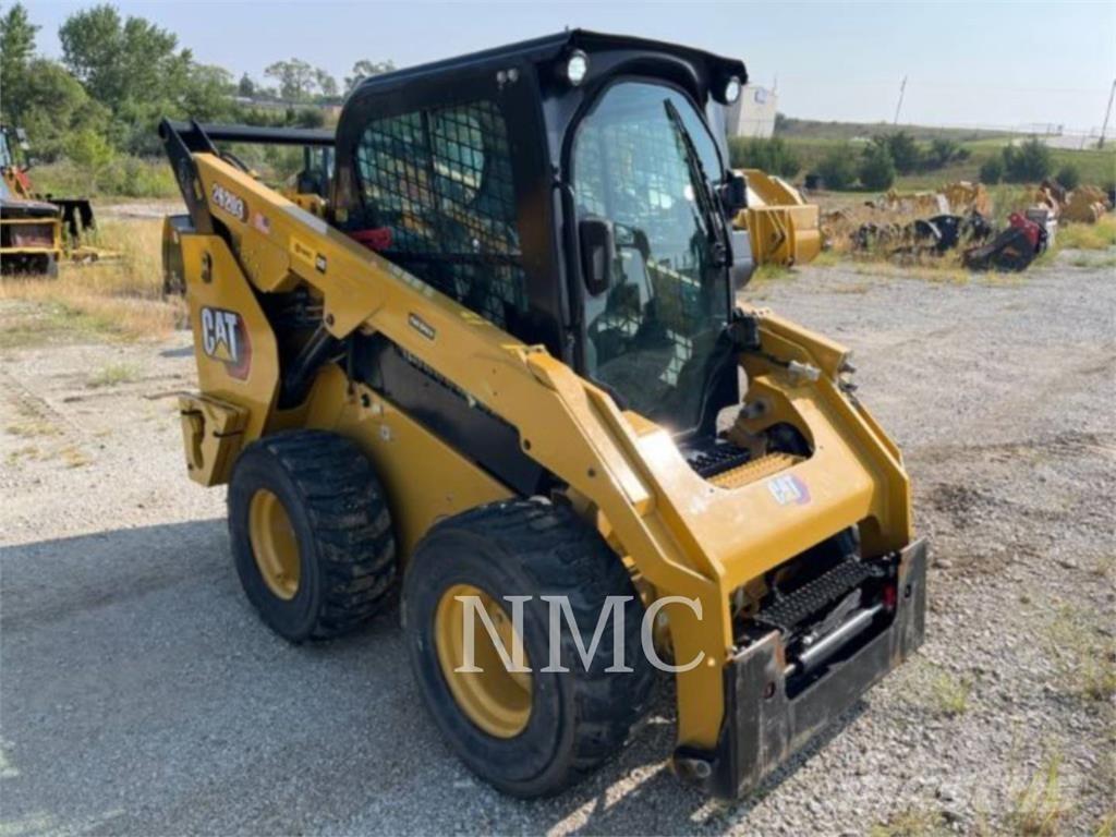 CAT 262D3 Kompaktrakodók