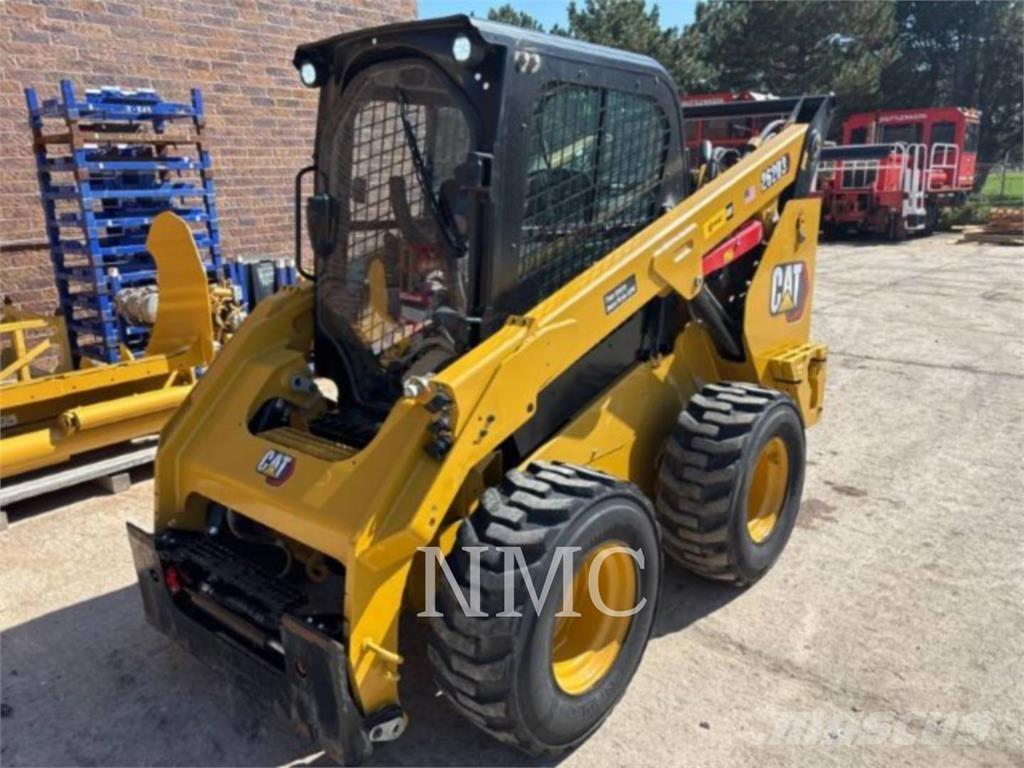 CAT 262D3 Kompaktrakodók