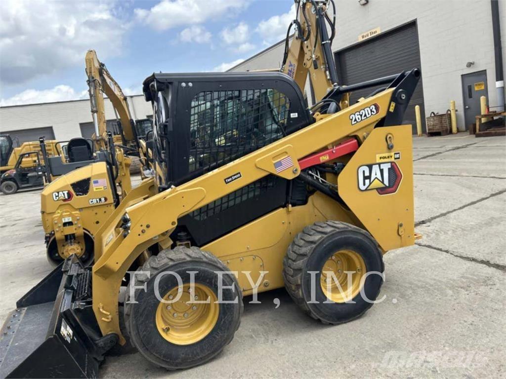CAT 262D3 Kompaktrakodók
