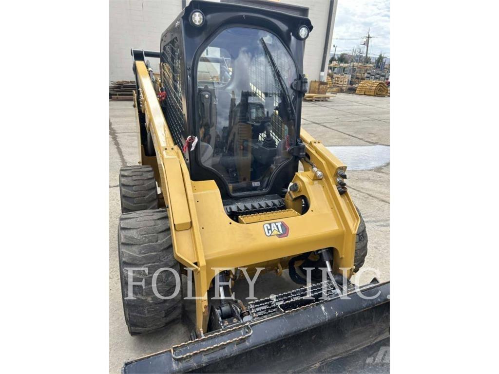 CAT 262D3 Kompaktrakodók