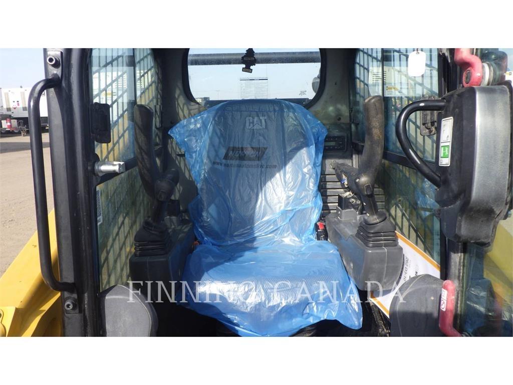 CAT 262D3 Kompaktrakodók