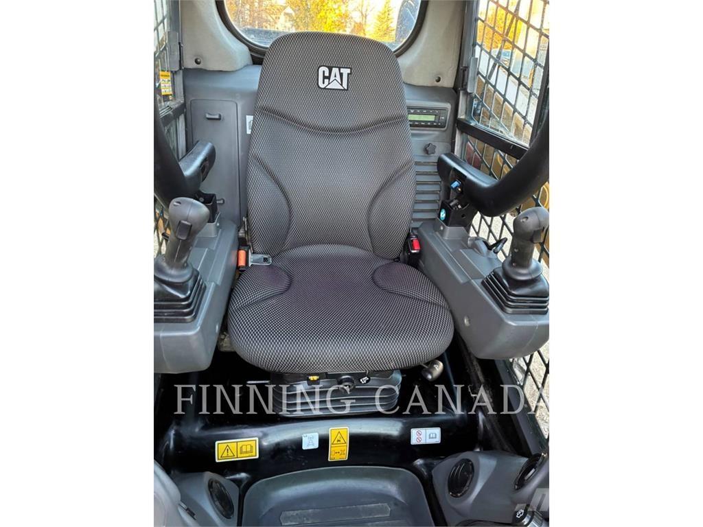 CAT 262D3 Kompaktrakodók