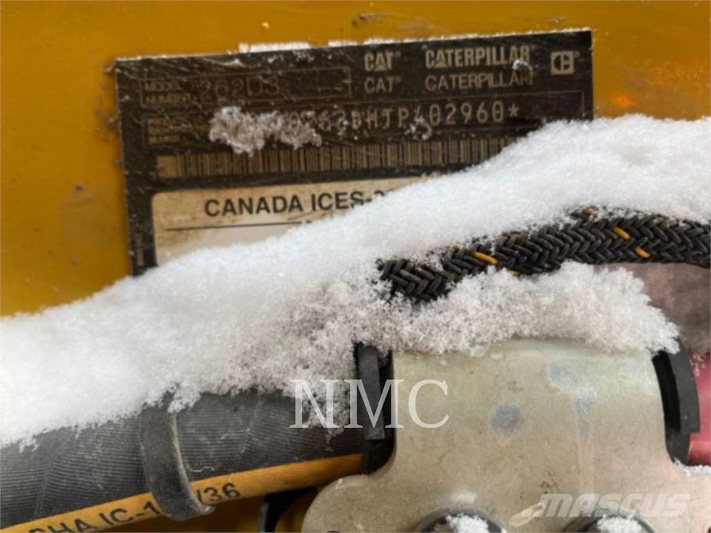 CAT 262D3 Kompaktrakodók