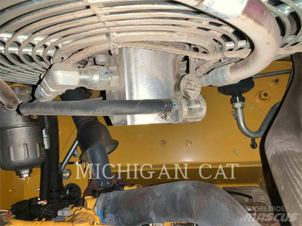 CAT 262D3 A2HQR Kompaktrakodók