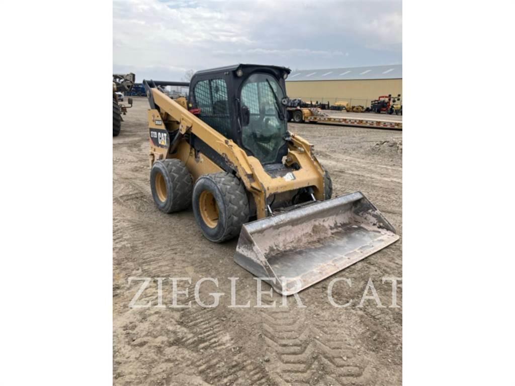 CAT 272D Kompaktrakodók