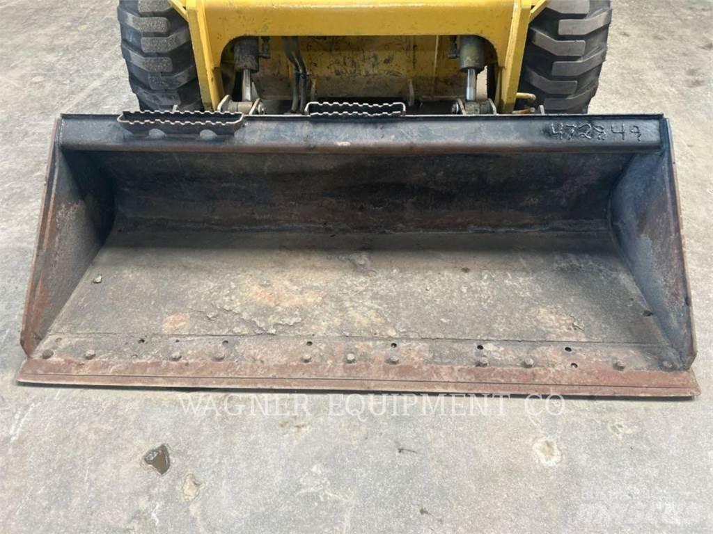 CAT 272D2 Kompaktrakodók