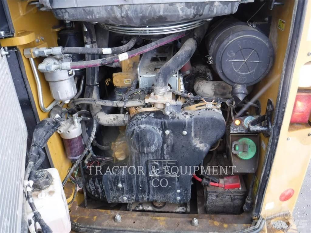 CAT 272D2 H2CB Kompaktrakodók