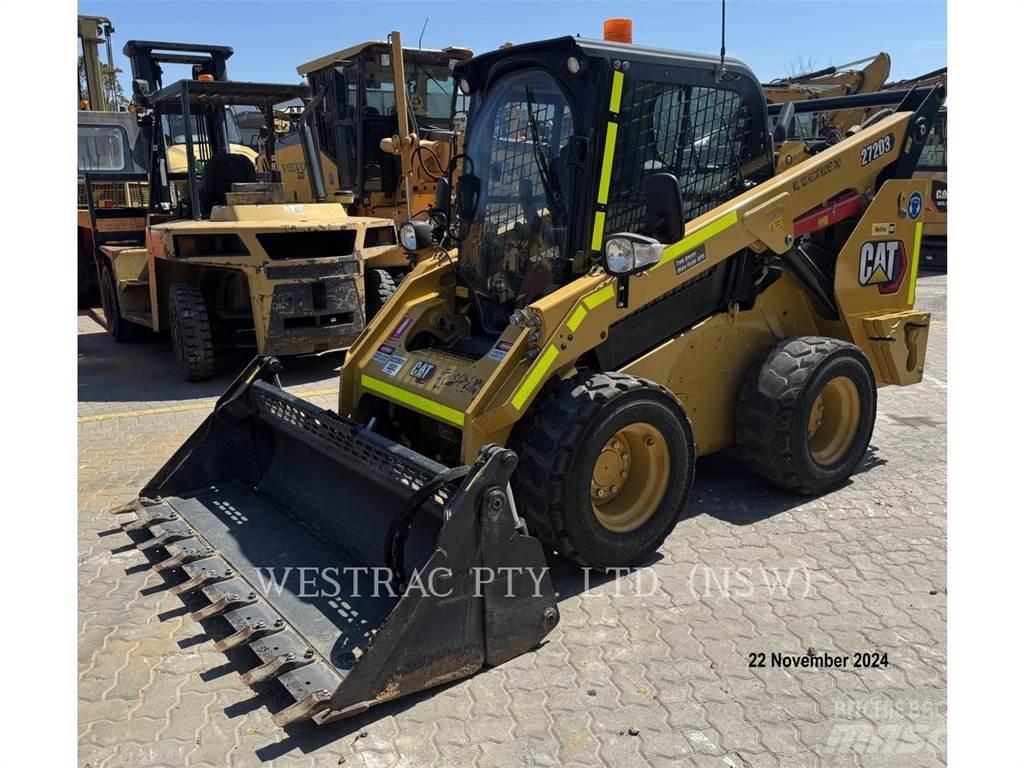 CAT 272D3 Kompaktrakodók