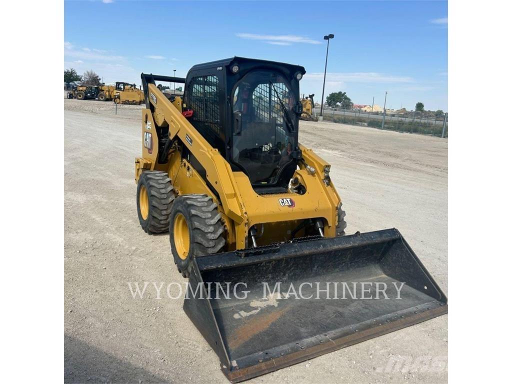 CAT 272D3 Kompaktrakodók