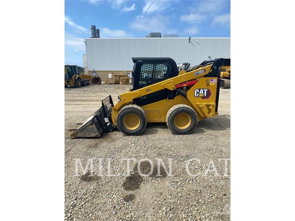 CAT 272D3XE Kompaktrakodók