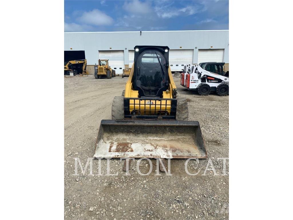 CAT 272D3XE Kompaktrakodók