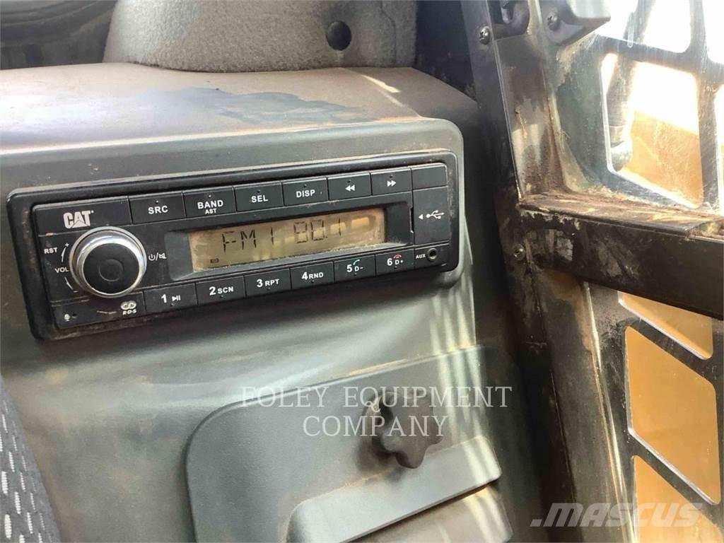 CAT 272D3XPS2C Kompaktrakodók