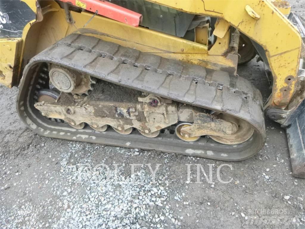 CAT 279C2 Lánctalpas homlokrakodók