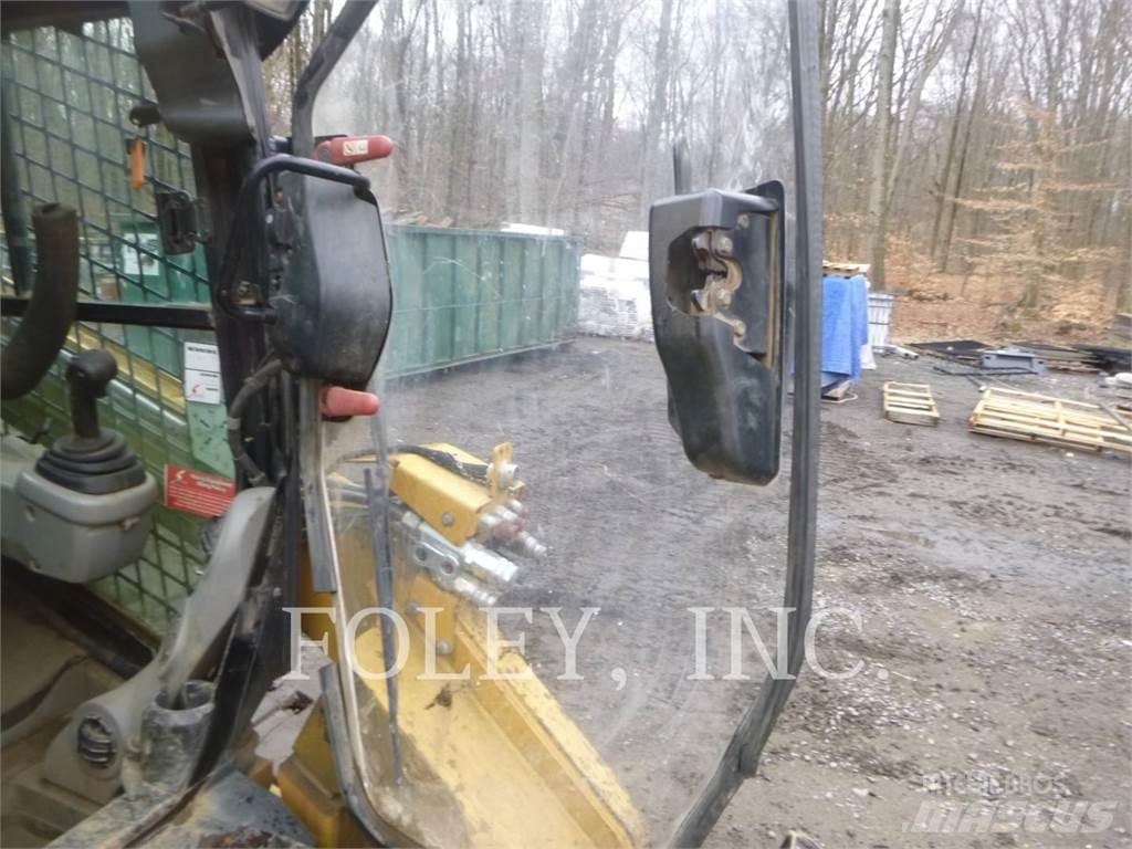 CAT 279C2 Lánctalpas homlokrakodók