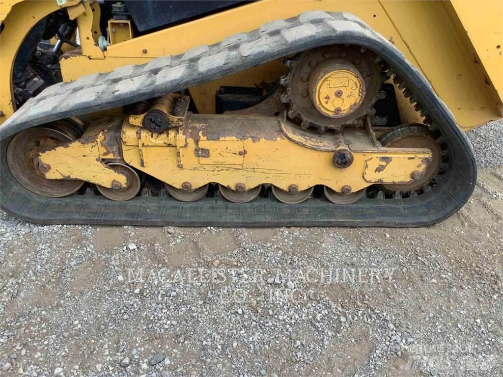CAT 279D Lánctalpas homlokrakodók