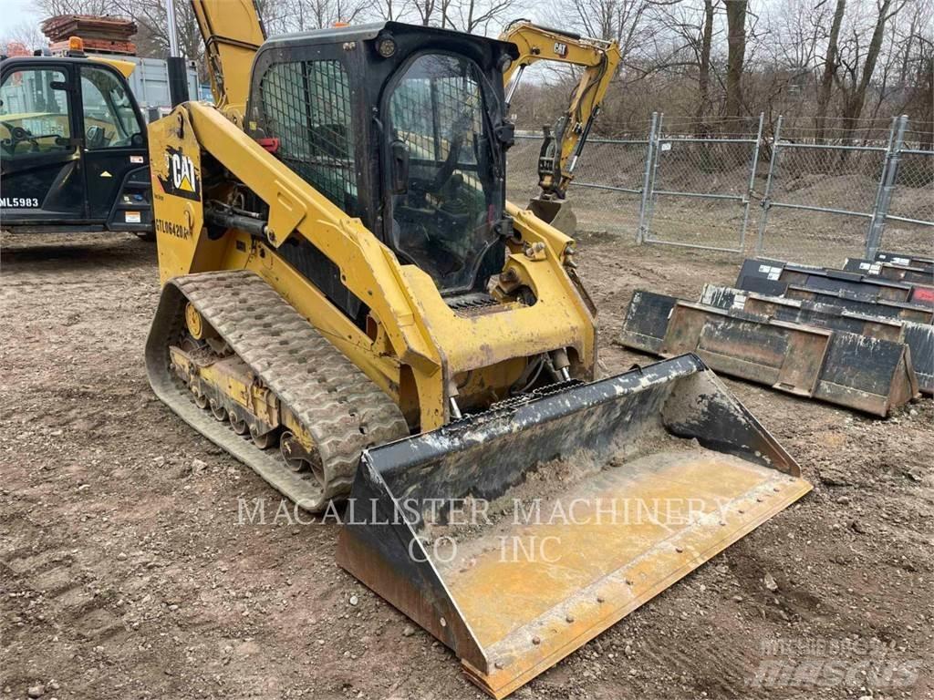 CAT 279D Lánctalpas homlokrakodók