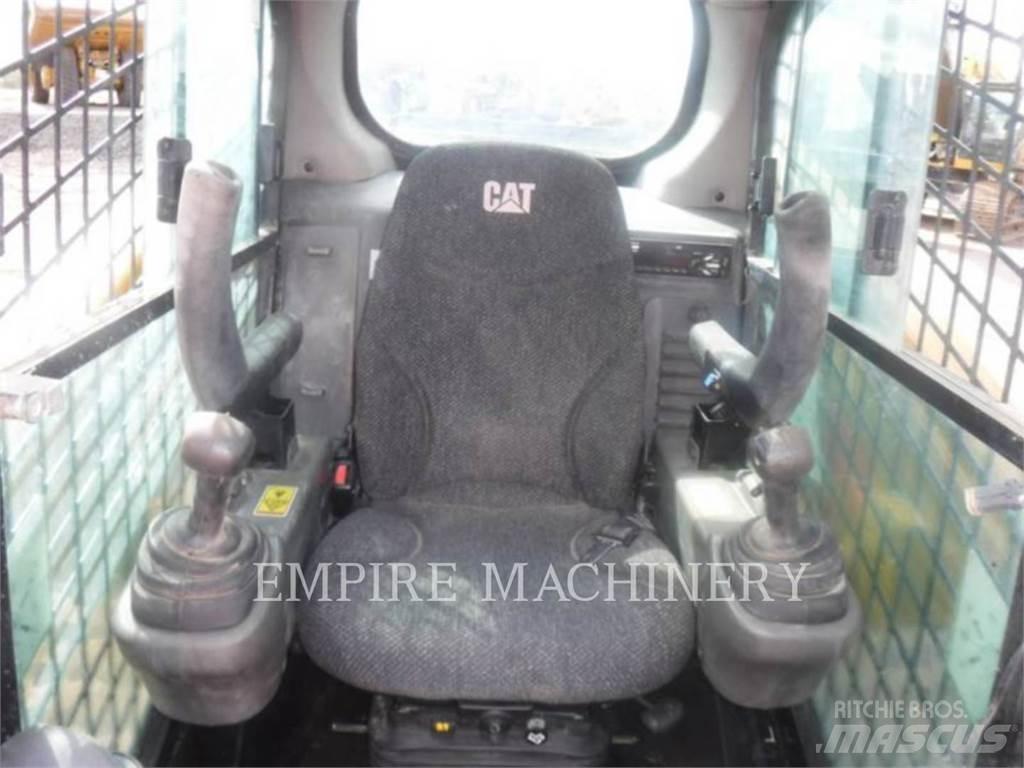 CAT 279D Kompaktrakodók