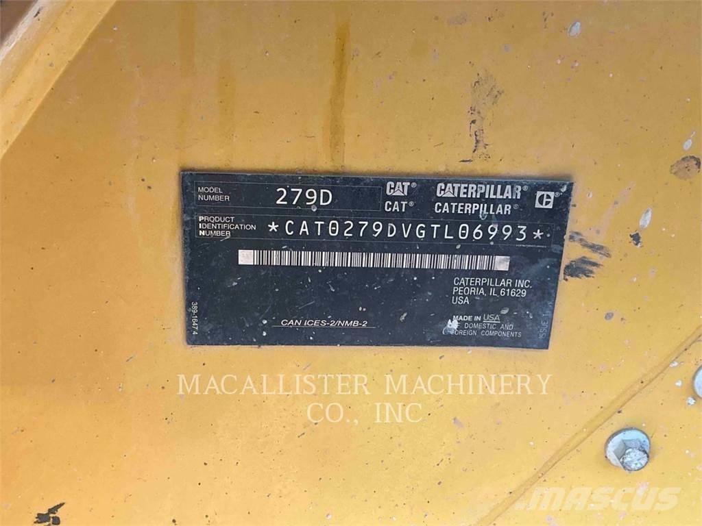 CAT 279D Lánctalpas homlokrakodók