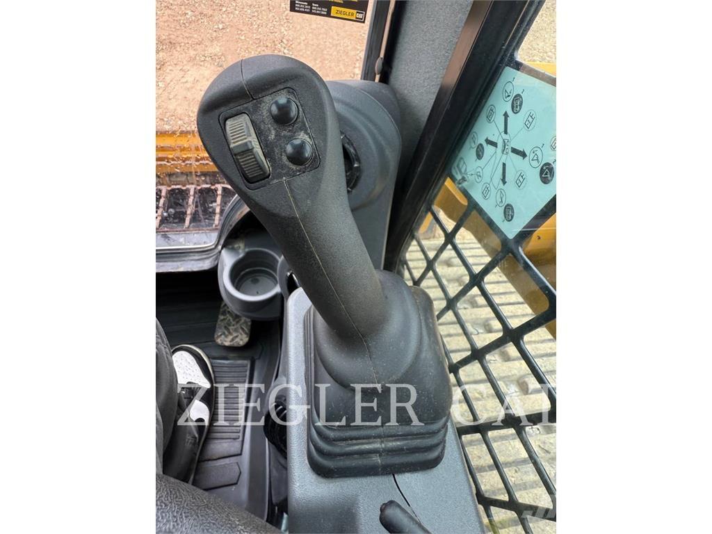 CAT 279D3 Lánctalpas homlokrakodók