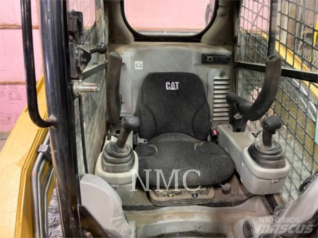 CAT 289C Lánctalpas homlokrakodók